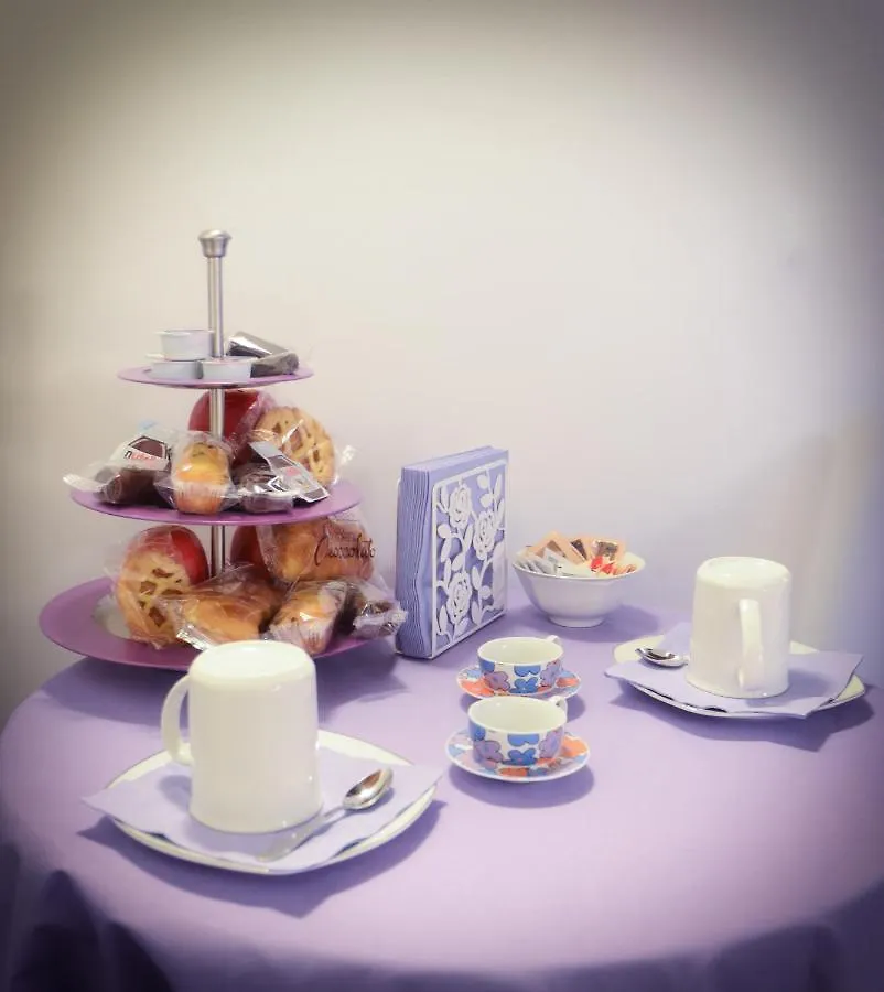 Bed & Breakfast Solo Voi Due B&B Corte Centrale Italy